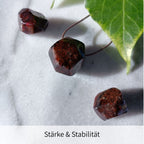 Granat Anhänger gebohrt