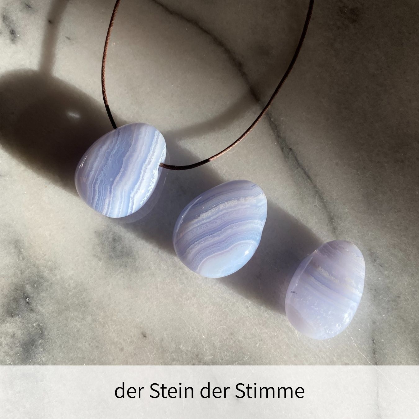 Chalcedon (blau) Anhänger gebohrt