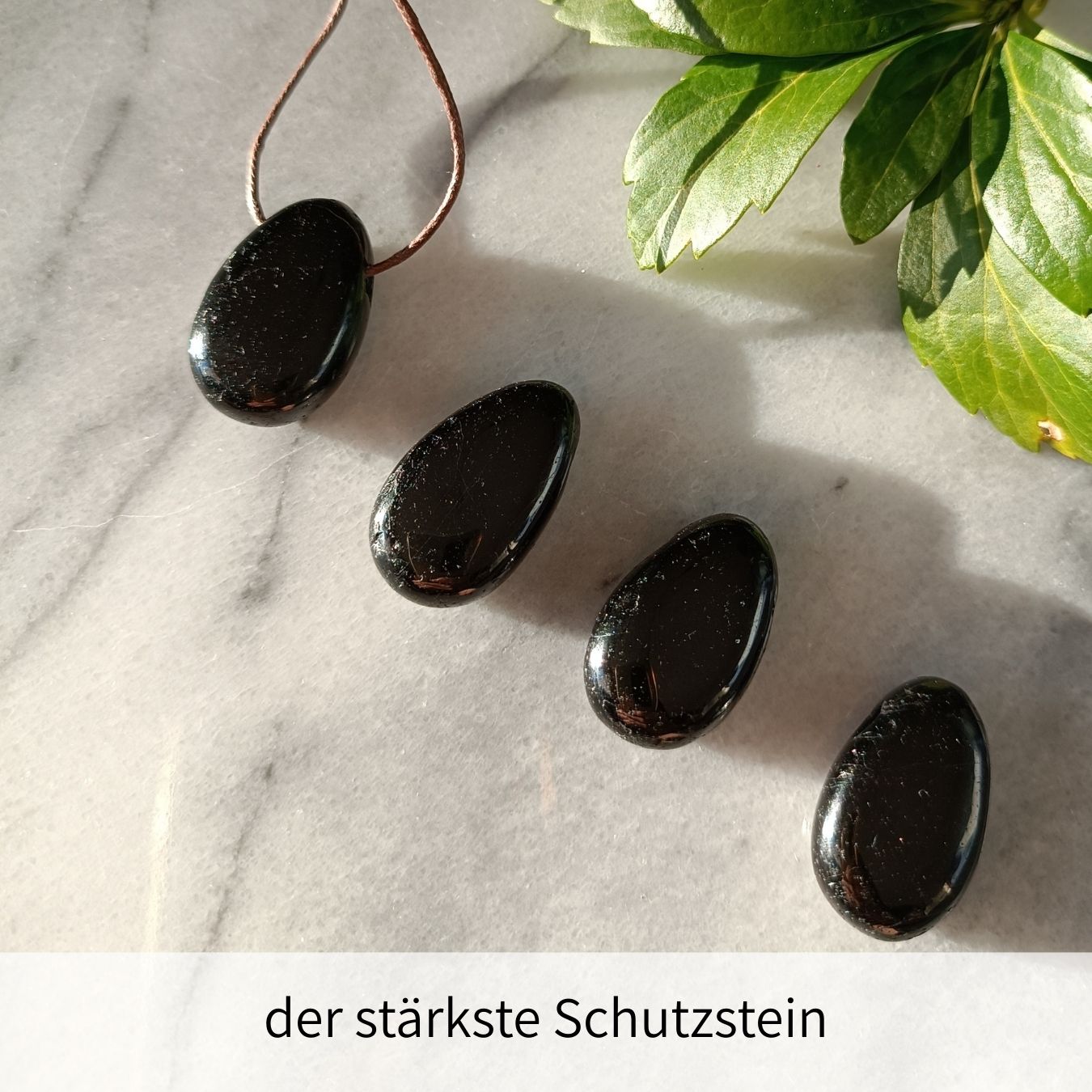 Schwarzer Turmalin Anhänger gebohrt